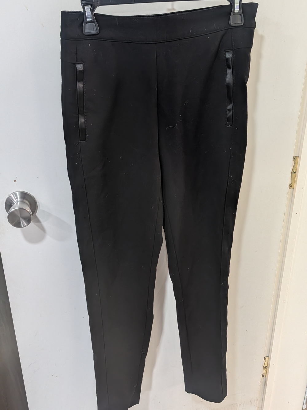 Cartonnier Black Ponte Slim Ankle Pants with Satin Trim